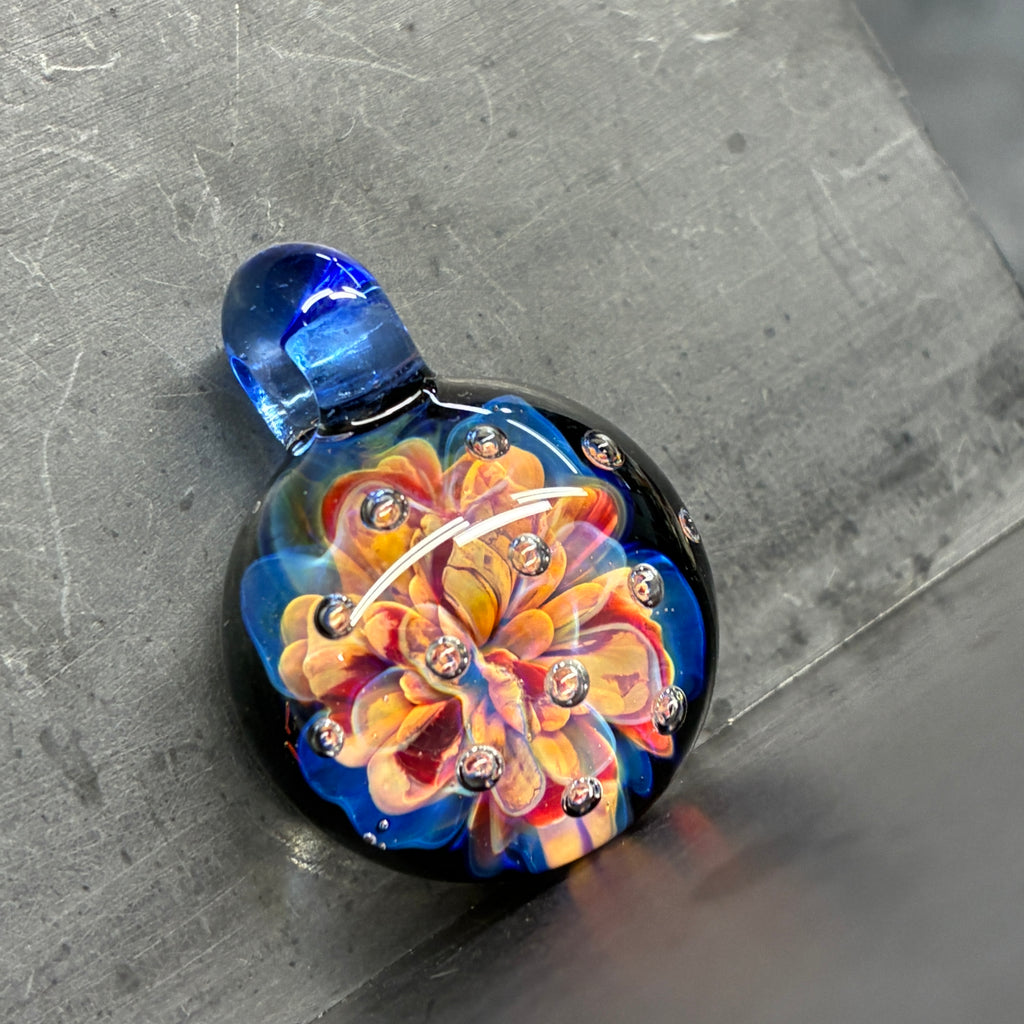 Nebula Air Trap Pendant