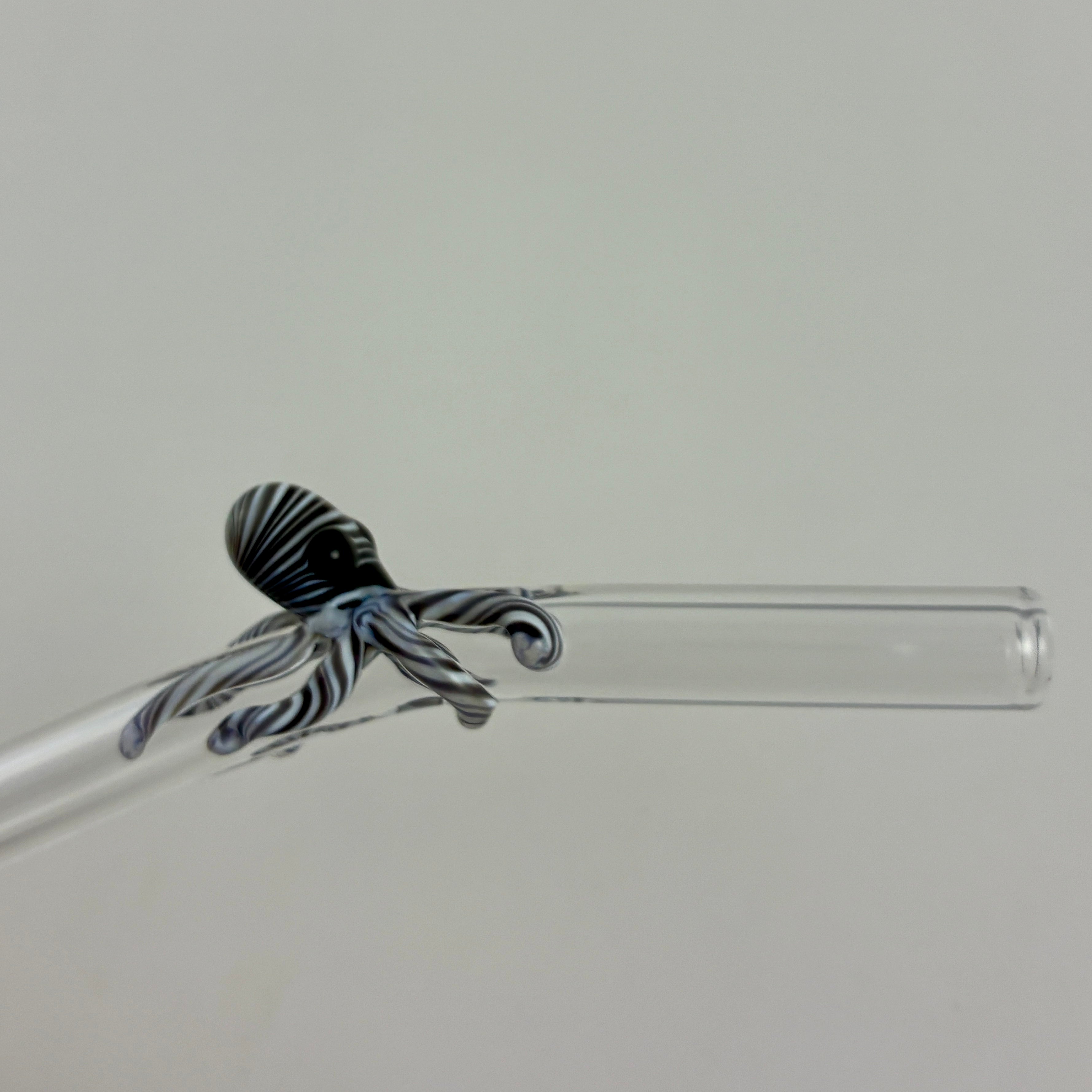Glass Striped Octopus Straw