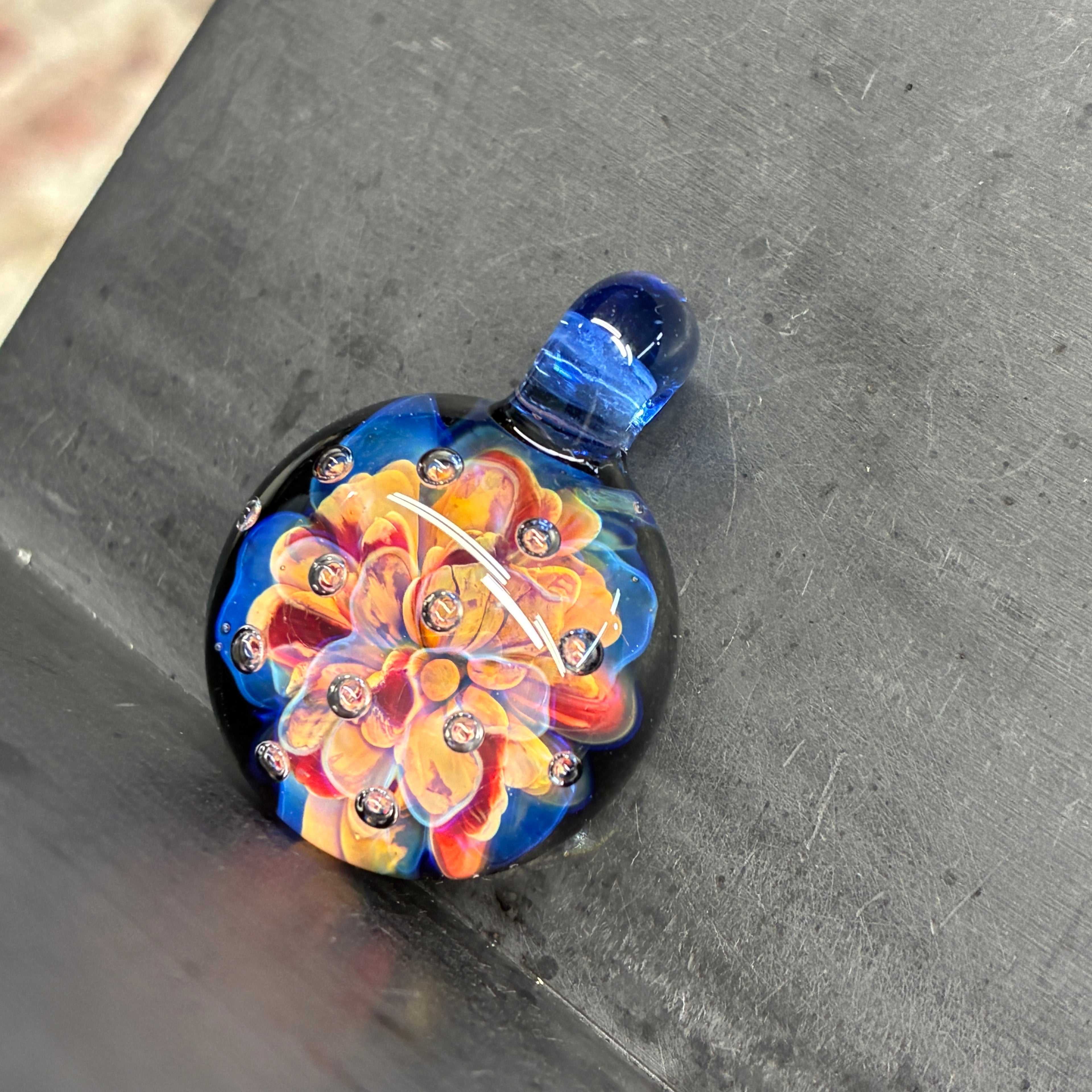 Nebula Air Trap Pendant
