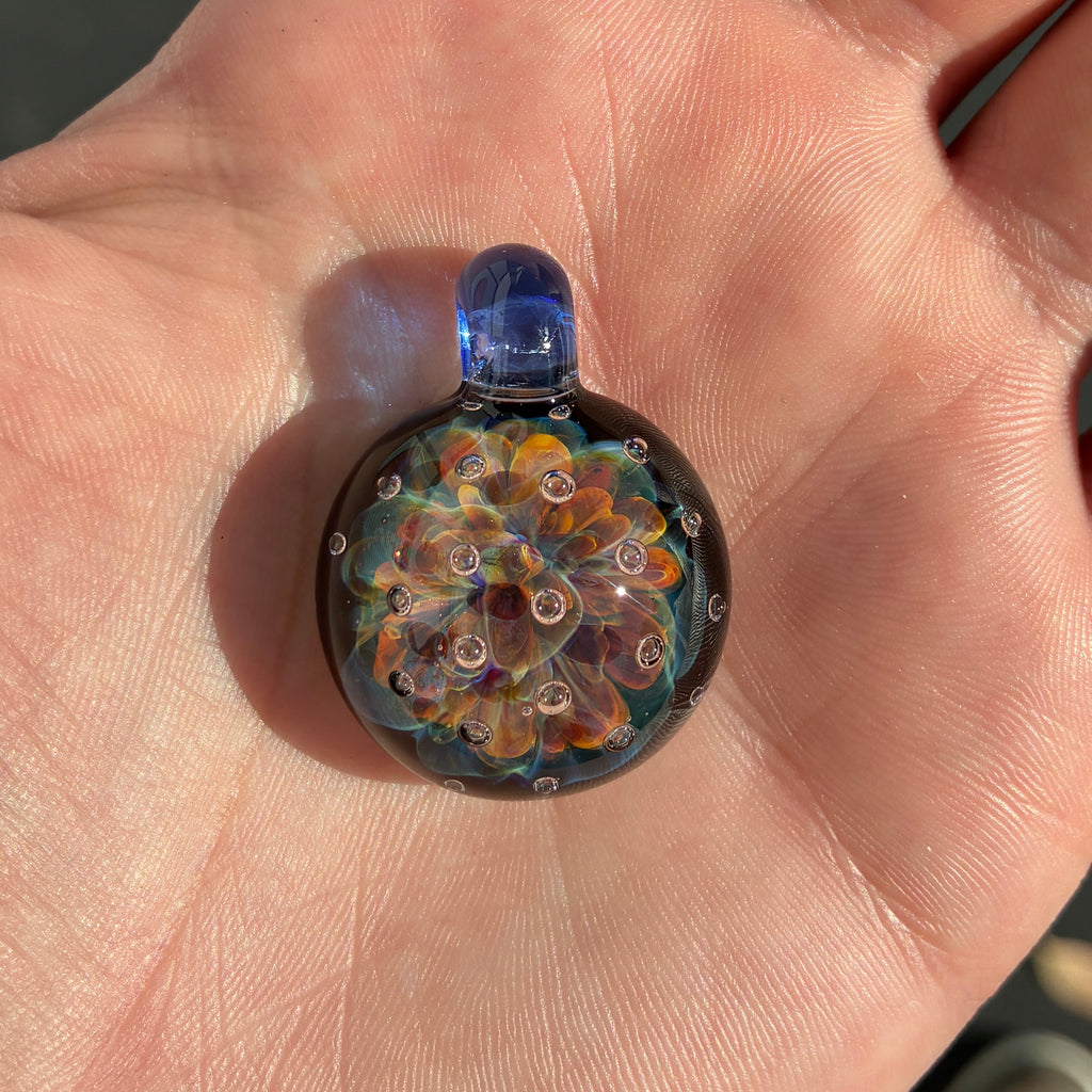 Nebula Air Trap Pendant